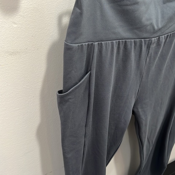 Simply Vera Wang Leggings w Pockets - Picture 6 of 7